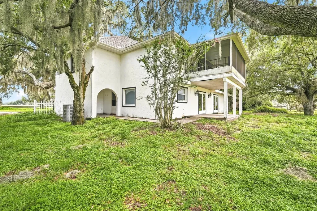 8731 Lithia Pinecrest Road Lithia FL 33547