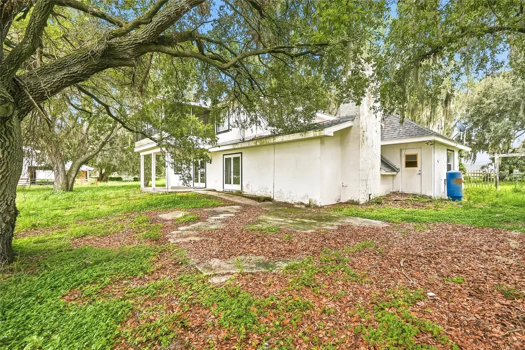 8731 Lithia Pinecrest Road Lithia FL 33547