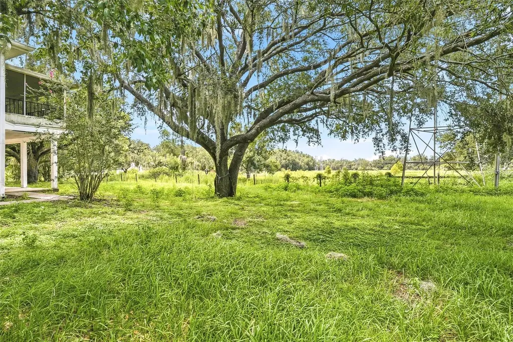 8731 Lithia Pinecrest Road Lithia FL 33547