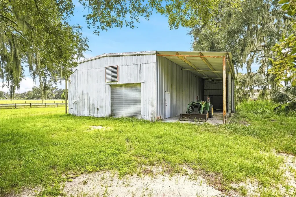 8731 Lithia Pinecrest Road Lithia FL 33547