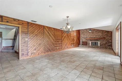 8731 Lithia Pinecrest Road Lithia FL 33547