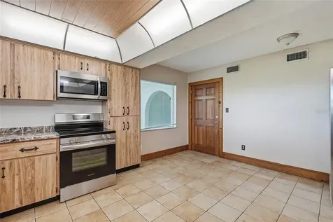 8731 Lithia Pinecrest Road Lithia FL 33547