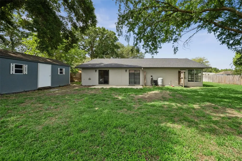 331 NE 50th Court Ocala FL 34470