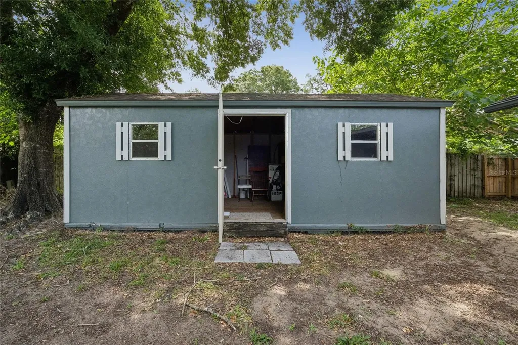 331 NE 50th Court Ocala FL 34470