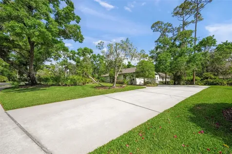 7758 Silver Bell Drive Sarasota FL 34241