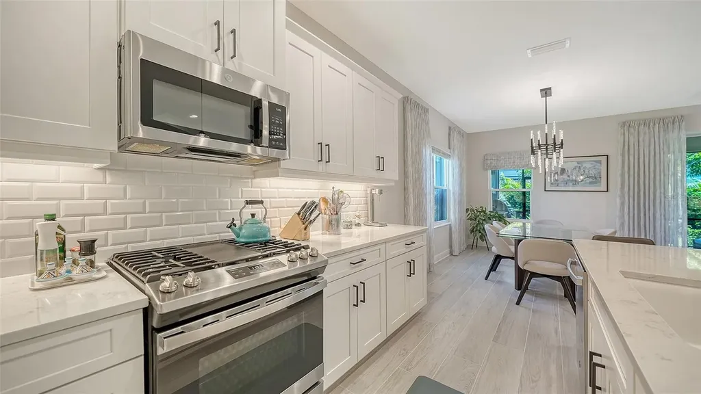 2550 Wild Cherry Path Sarasota FL 34240