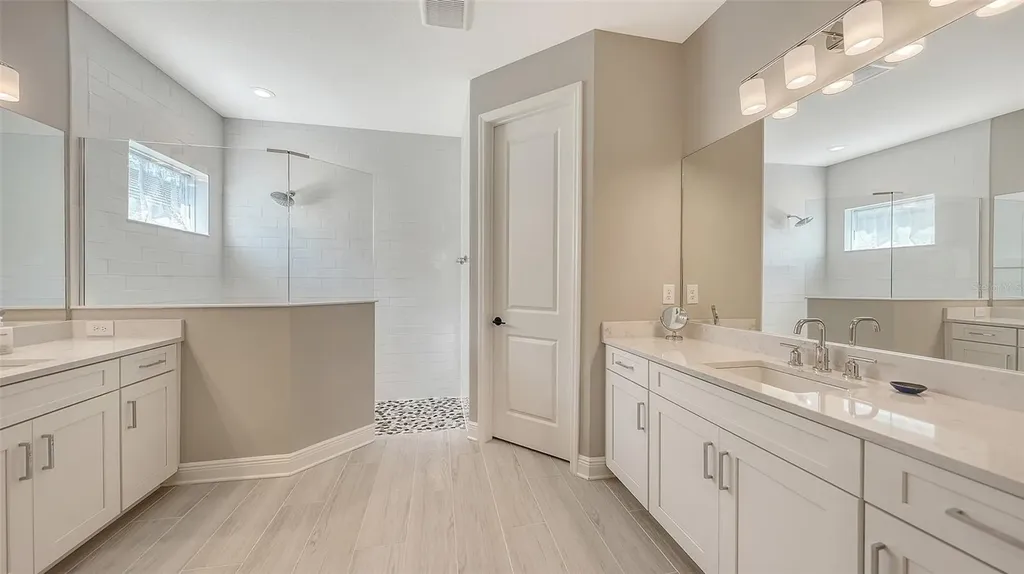 2550 Wild Cherry Path Sarasota FL 34240