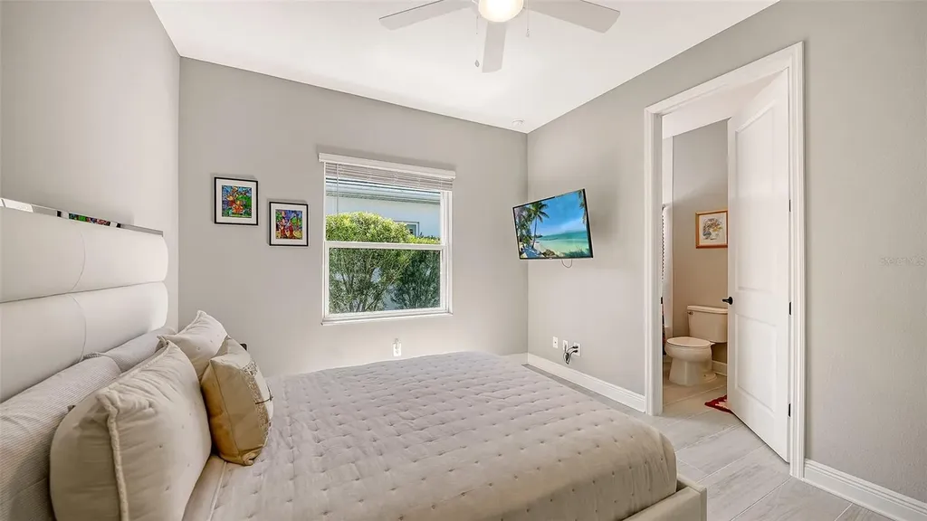 2550 Wild Cherry Path Sarasota FL 34240