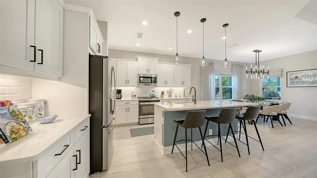 2550 Wild Cherry Path Sarasota FL 34240