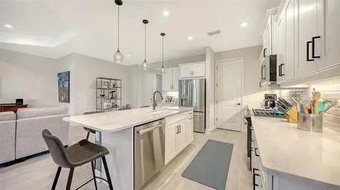 2550 Wild Cherry Path Sarasota FL 34240