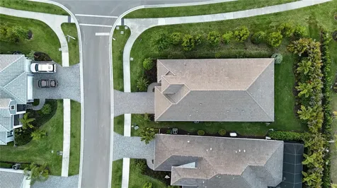 2550 Wild Cherry Path Sarasota FL 34240