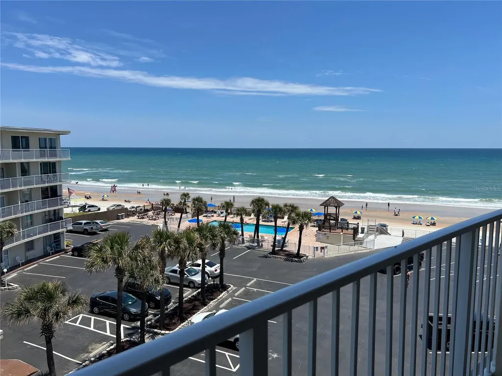 1233 S Atlantic Avenue Daytona Beach FL 32118