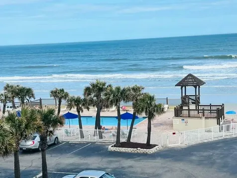 1233 S Atlantic Avenue Daytona Beach FL 32118