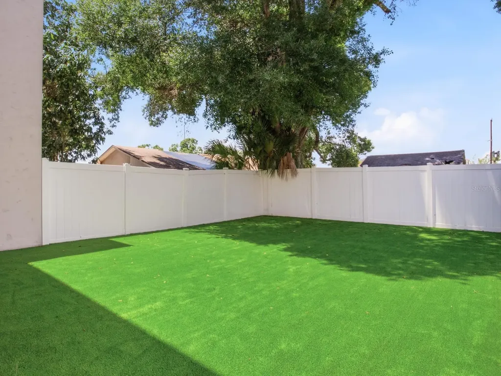 4413 W Gray Street Tampa FL 33609