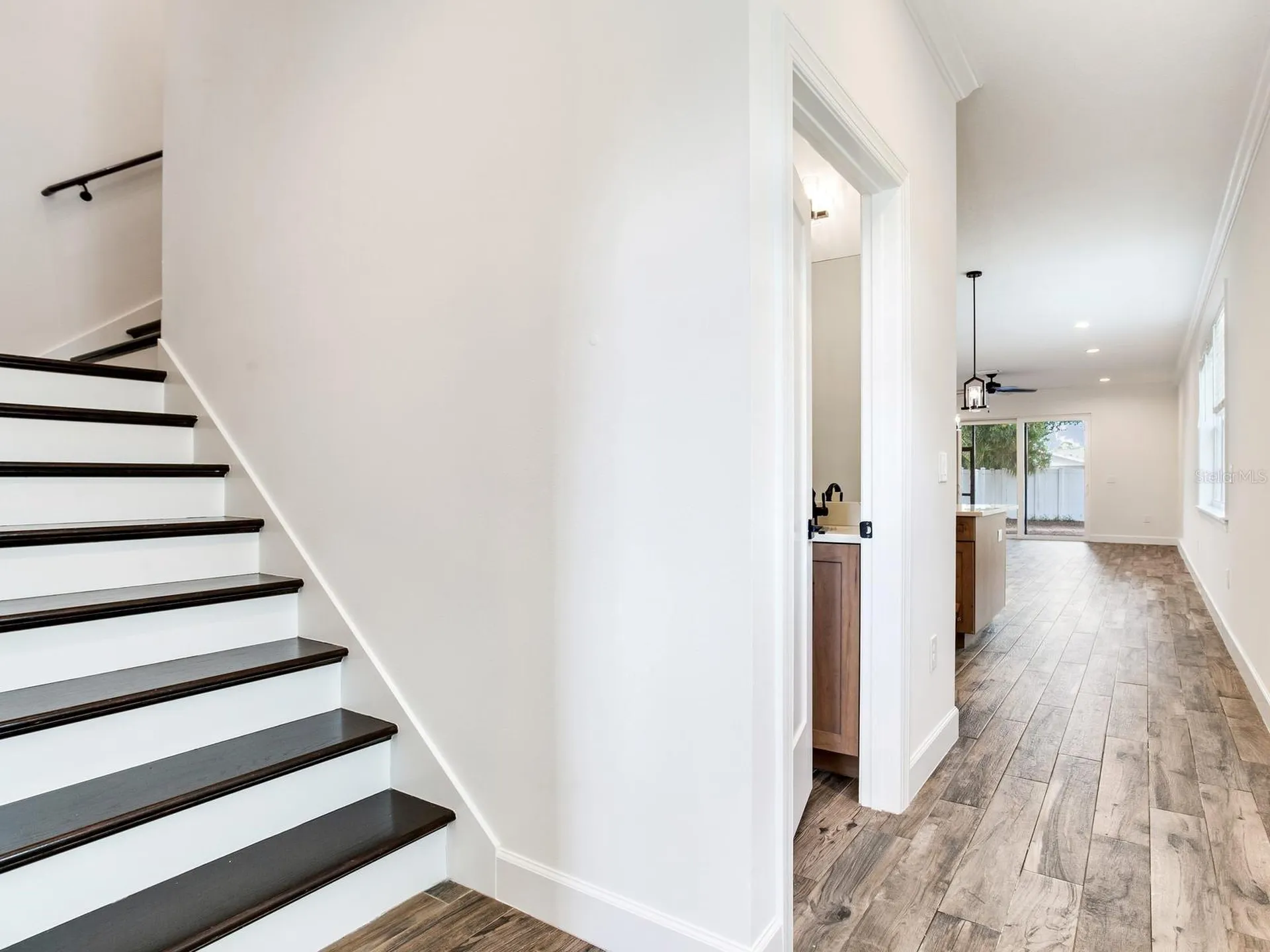 4413 W Gray Street Tampa FL 33609