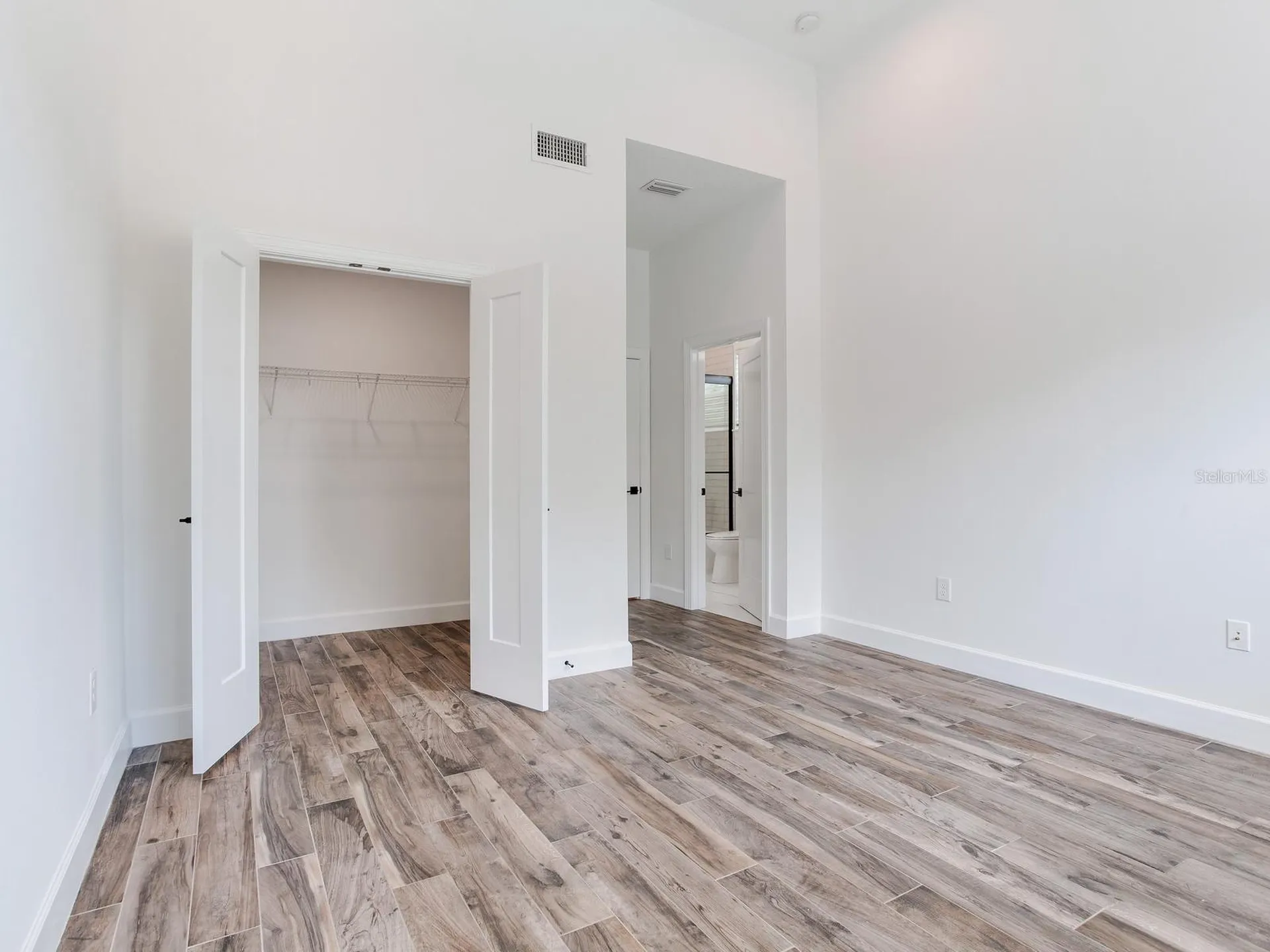 4413 W Gray Street Tampa FL 33609
