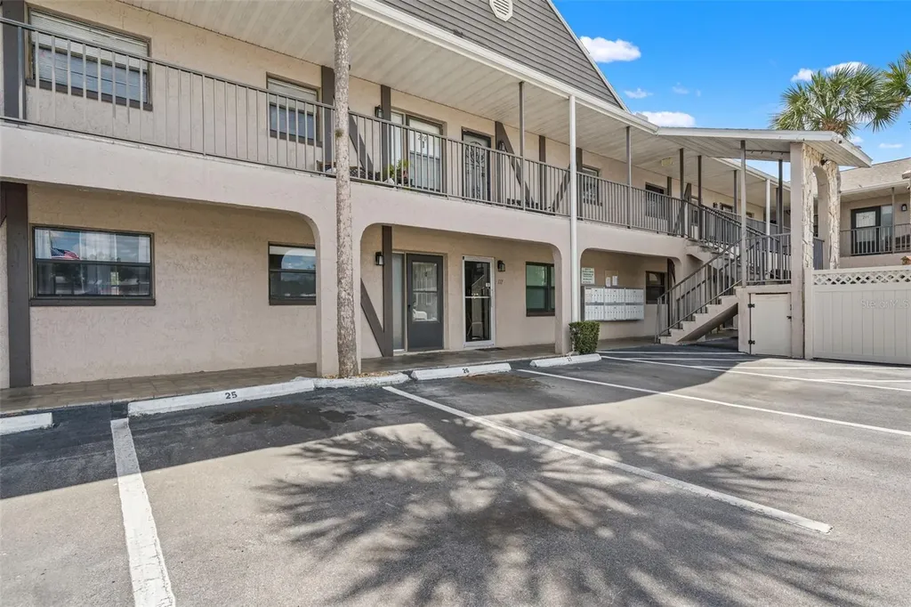 7400 Spring Hill Drive Spring Hill FL 34606