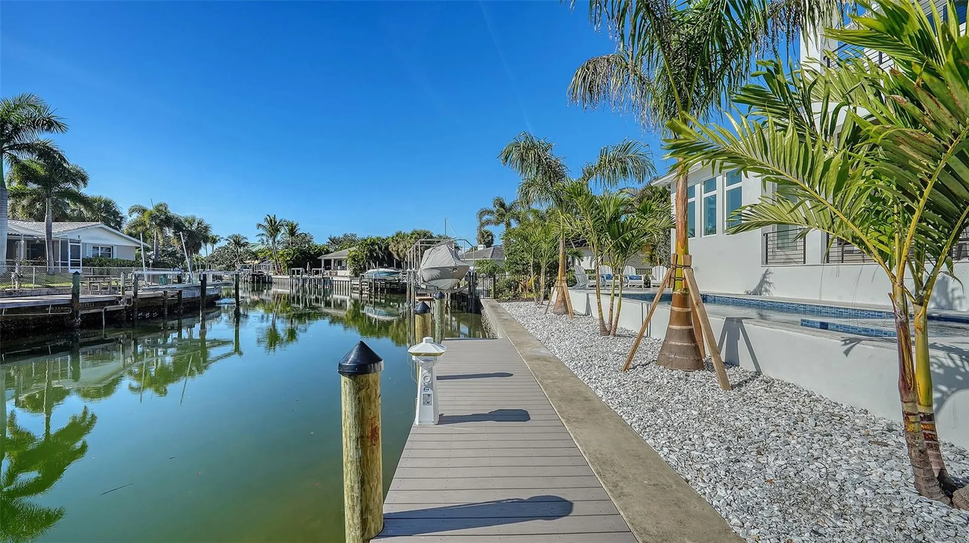558 Venice Lane Sarasota FL 34242