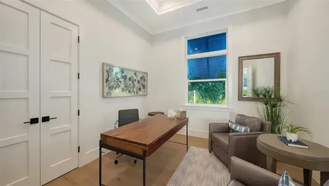 558 Venice Lane Sarasota FL 34242