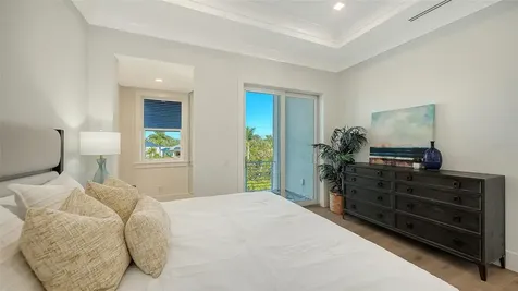 558 Venice Lane Sarasota FL 34242