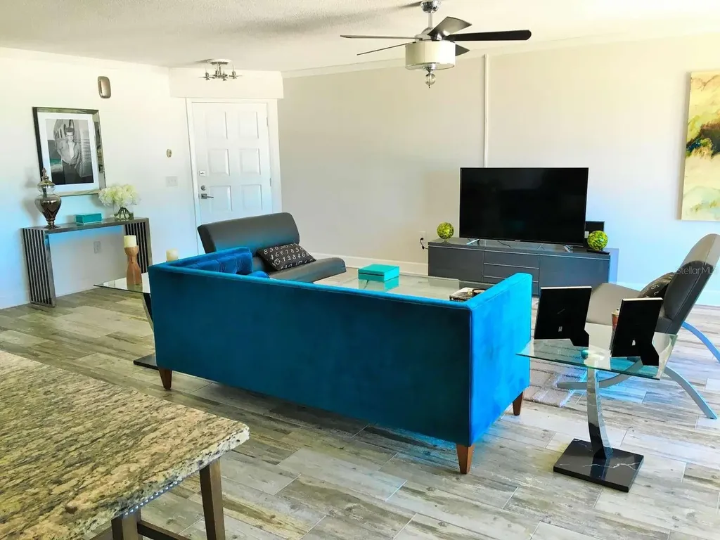 5000 Gulf Boulevard St Petersburg FL 33706