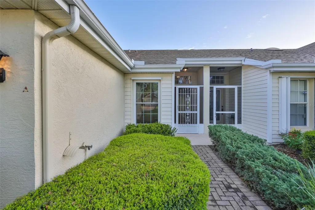 2020 Nantucket Drive Sun City Center FL 33573