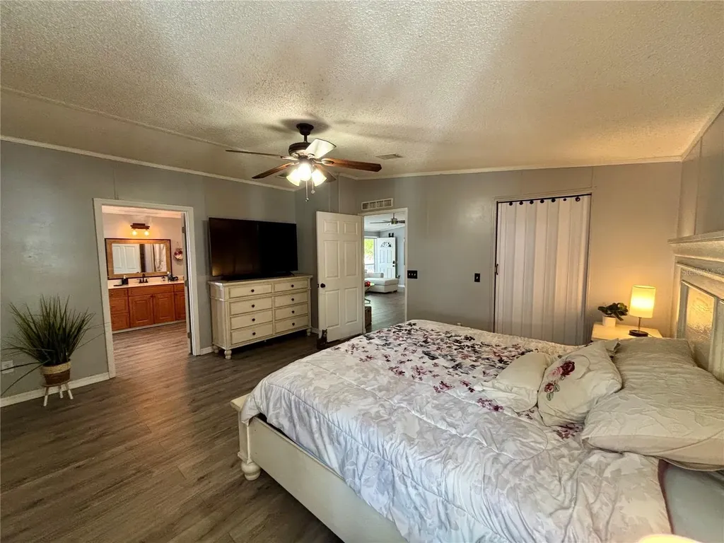 6433 Orris Street Zephyrhills FL 33542