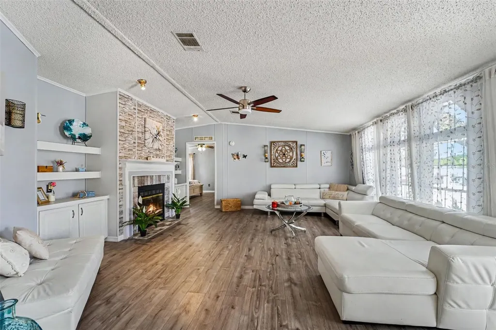 6433 Orris Street Zephyrhills FL 33542