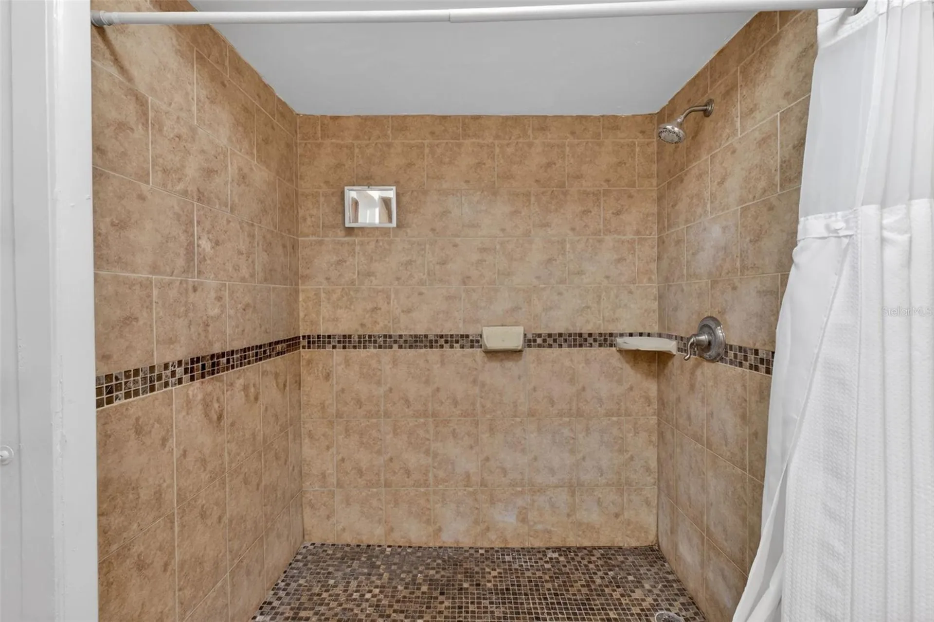 517 San Sebastian Prado Altamonte Springs FL 32714