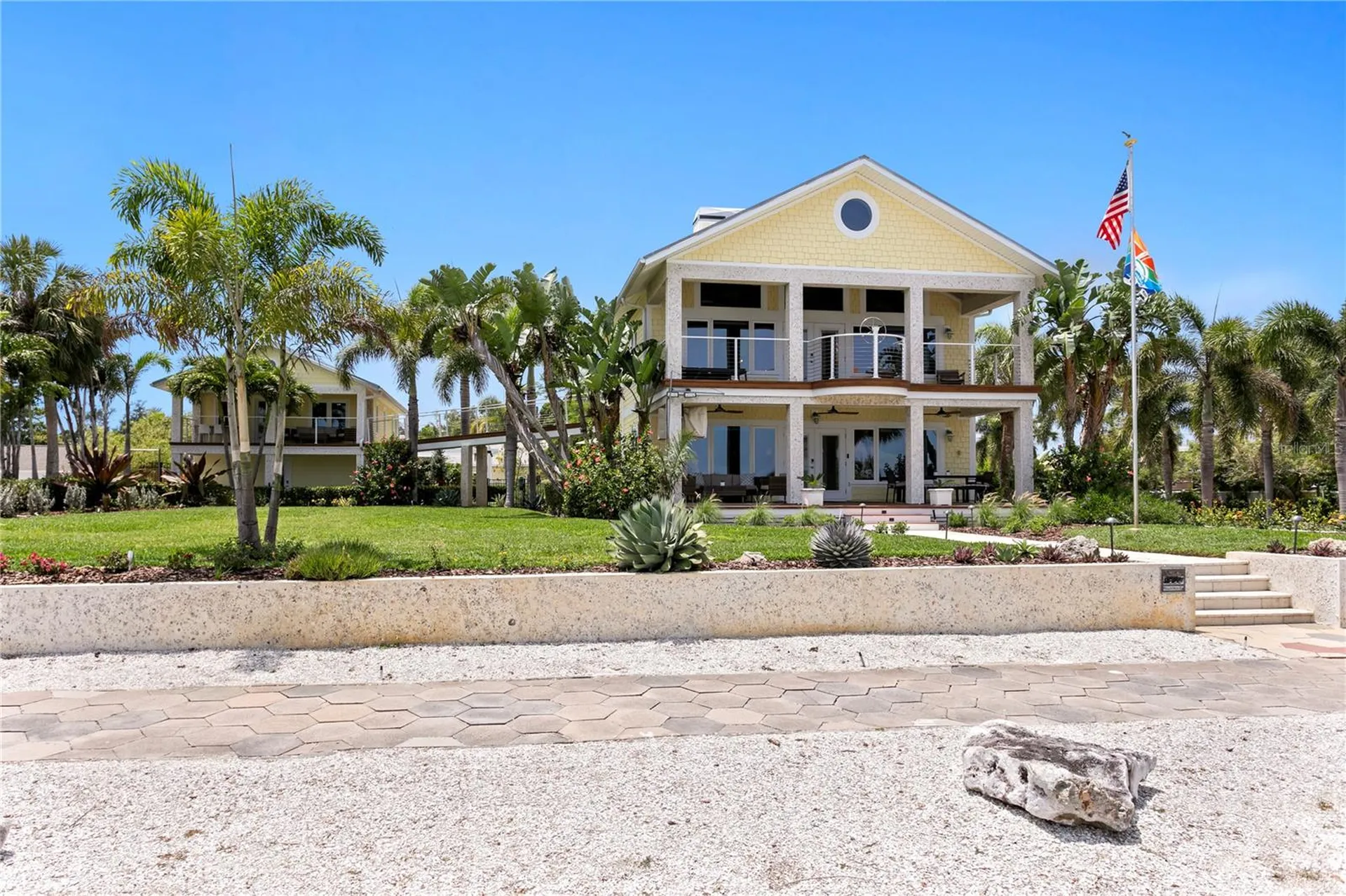 1803 Beach Drive SE St Petersburg FL 33705