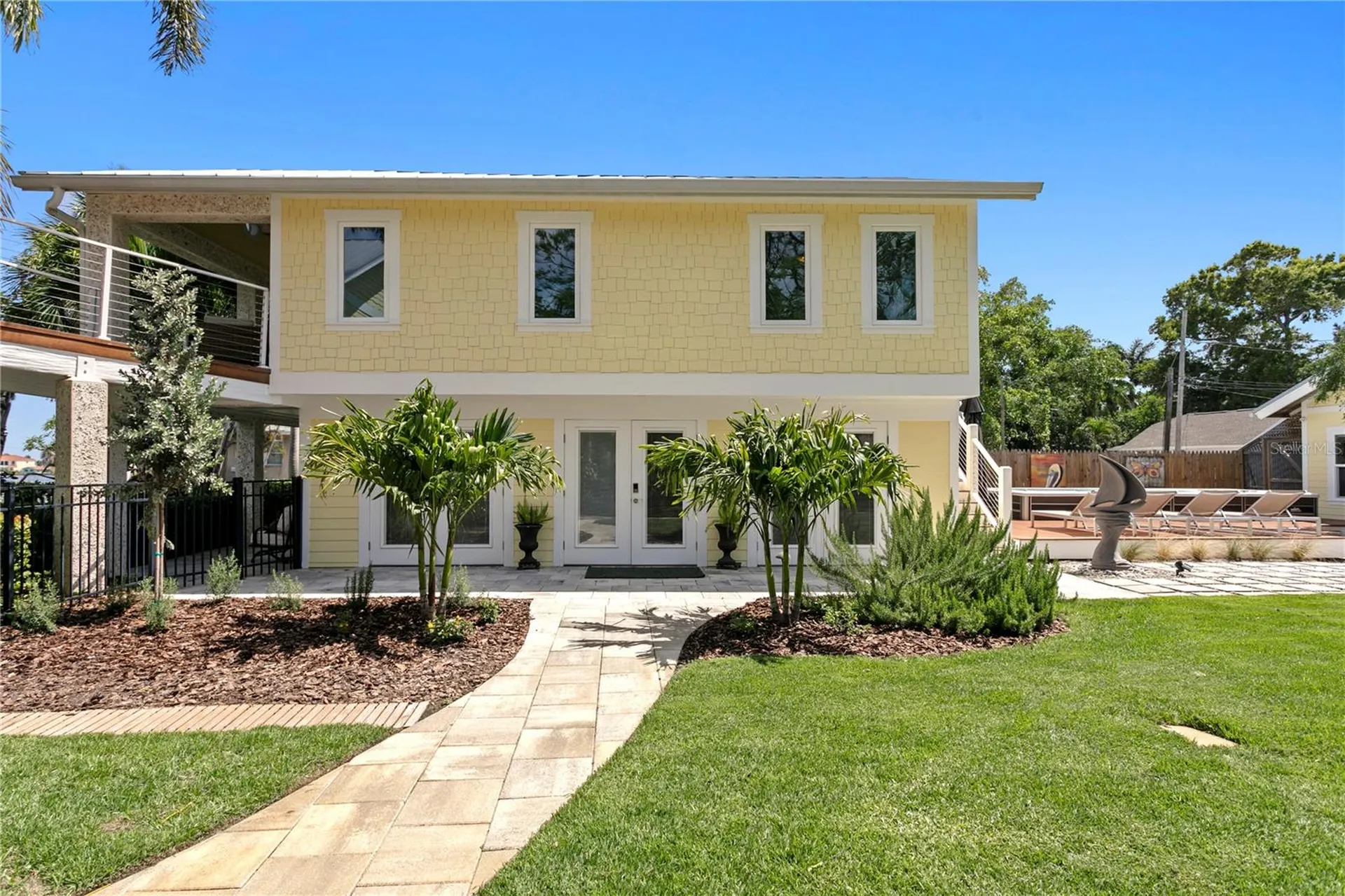 1803 Beach Drive SE St Petersburg FL 33705