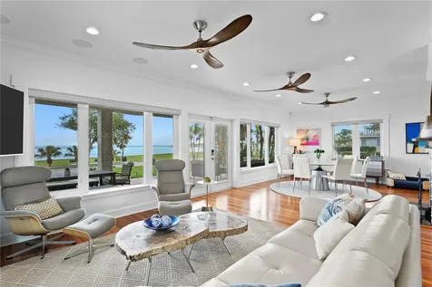 1803 Beach Drive SE St Petersburg FL 33705