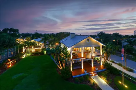 1803 Beach Drive SE St Petersburg FL 33705