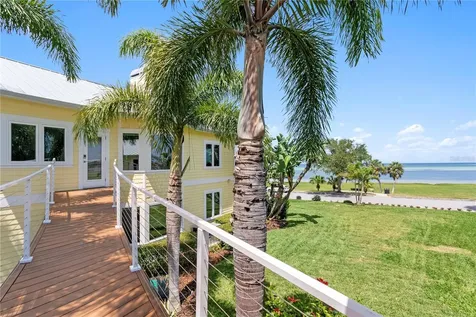 1803 Beach Drive SE St Petersburg FL 33705
