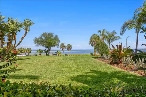 1803 Beach Drive SE St Petersburg FL 33705