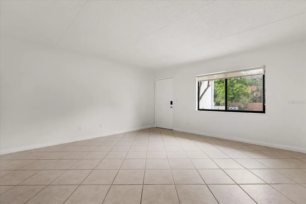 633 S Palmetto Avenue Daytona Beach FL 32114