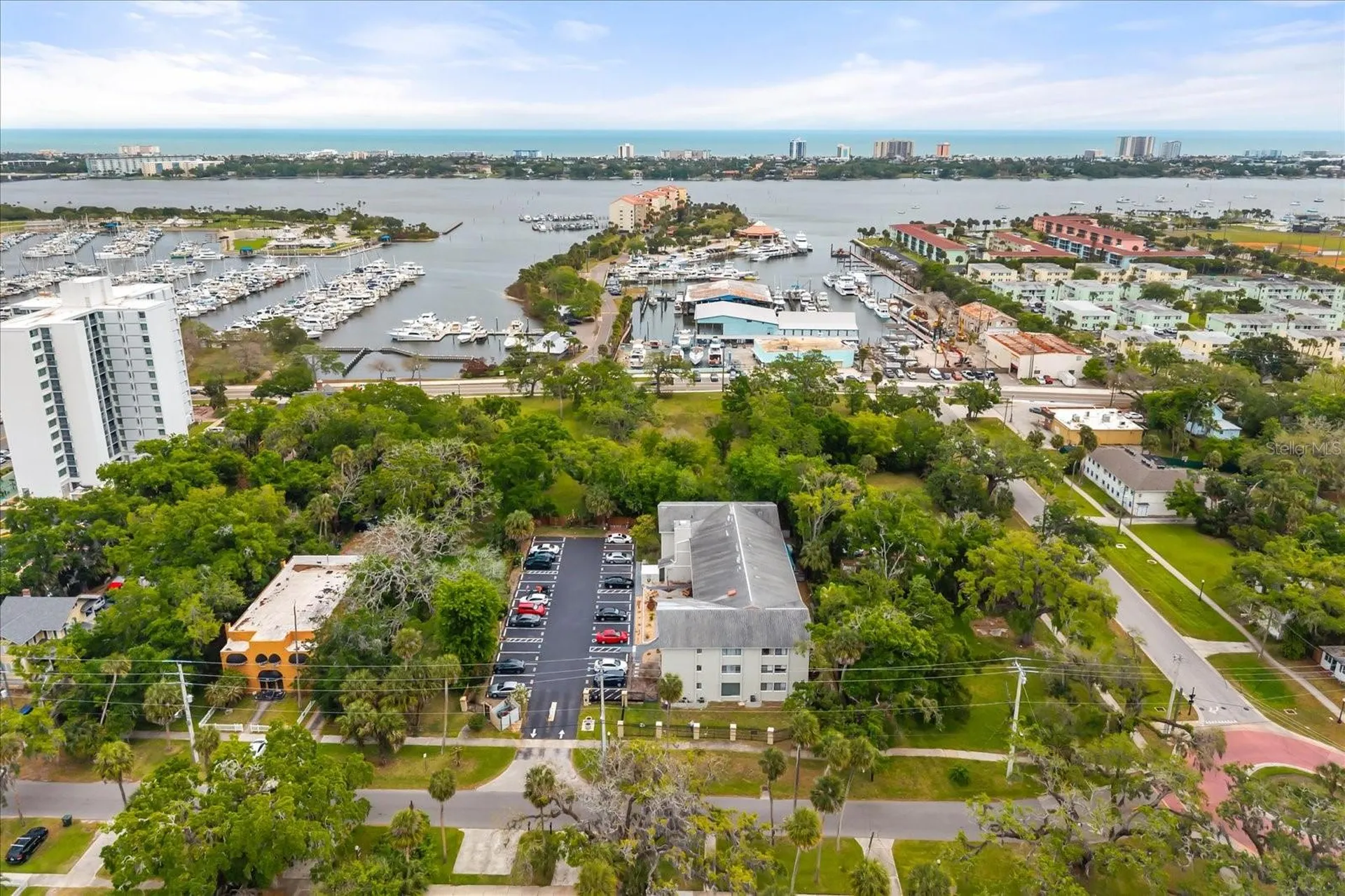 633 S Palmetto Avenue Daytona Beach FL 32114