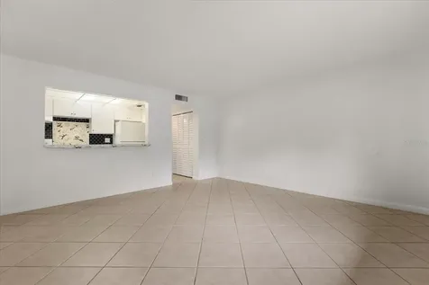 633 S Palmetto Avenue Daytona Beach FL 32114