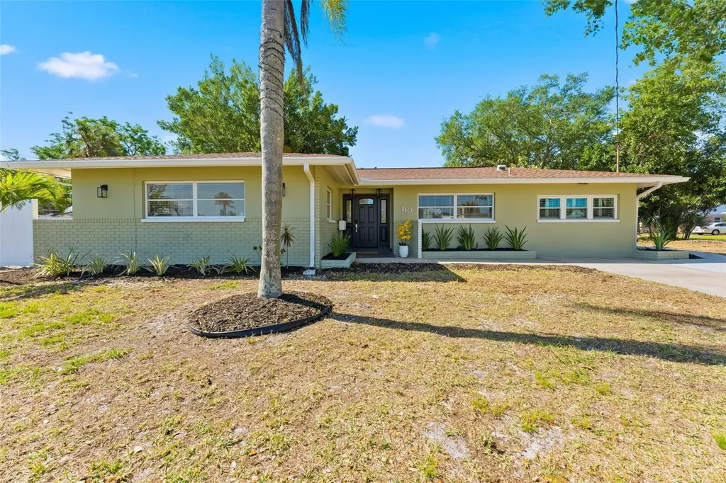 110 92nd Avenue NE St Petersburg FL 33702