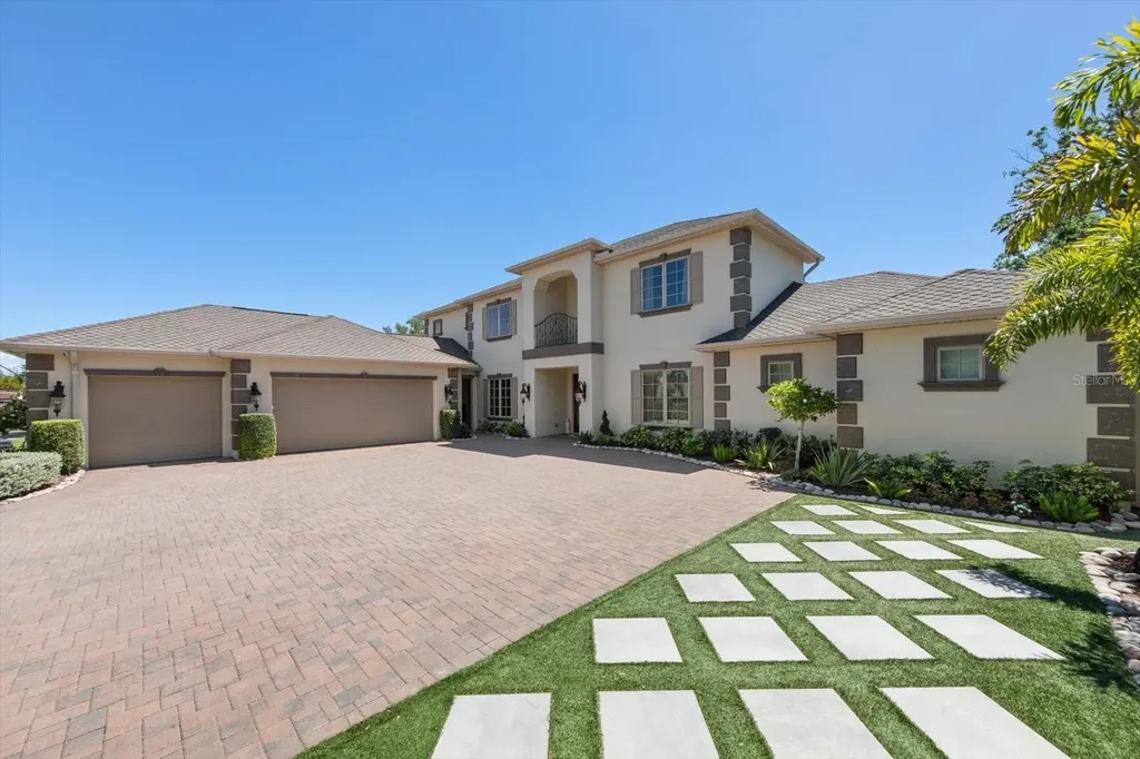 305 Eastleigh Drive Belleair FL 33756