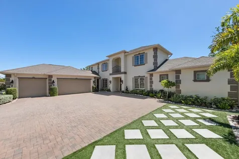 305 Eastleigh Drive Belleair FL 33756