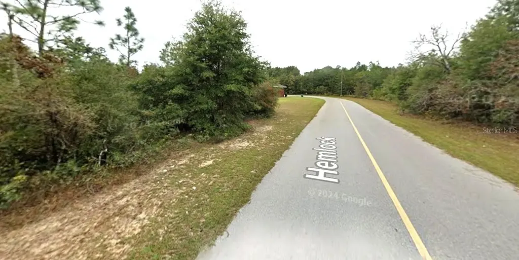 Hemlock Circle Chipley FL 32428