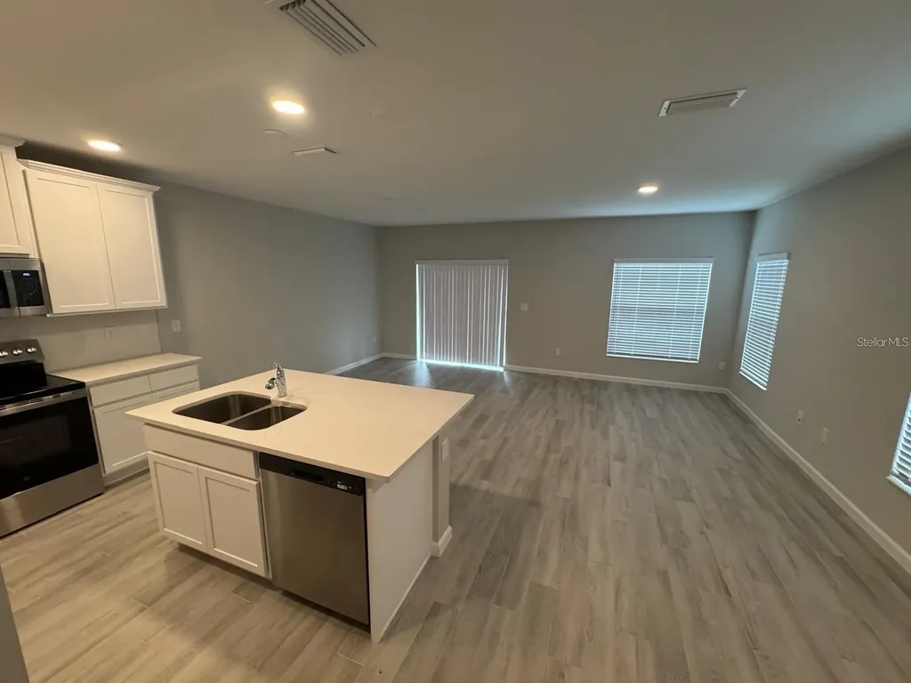 4710 Campsite Loop Orlando FL 32824