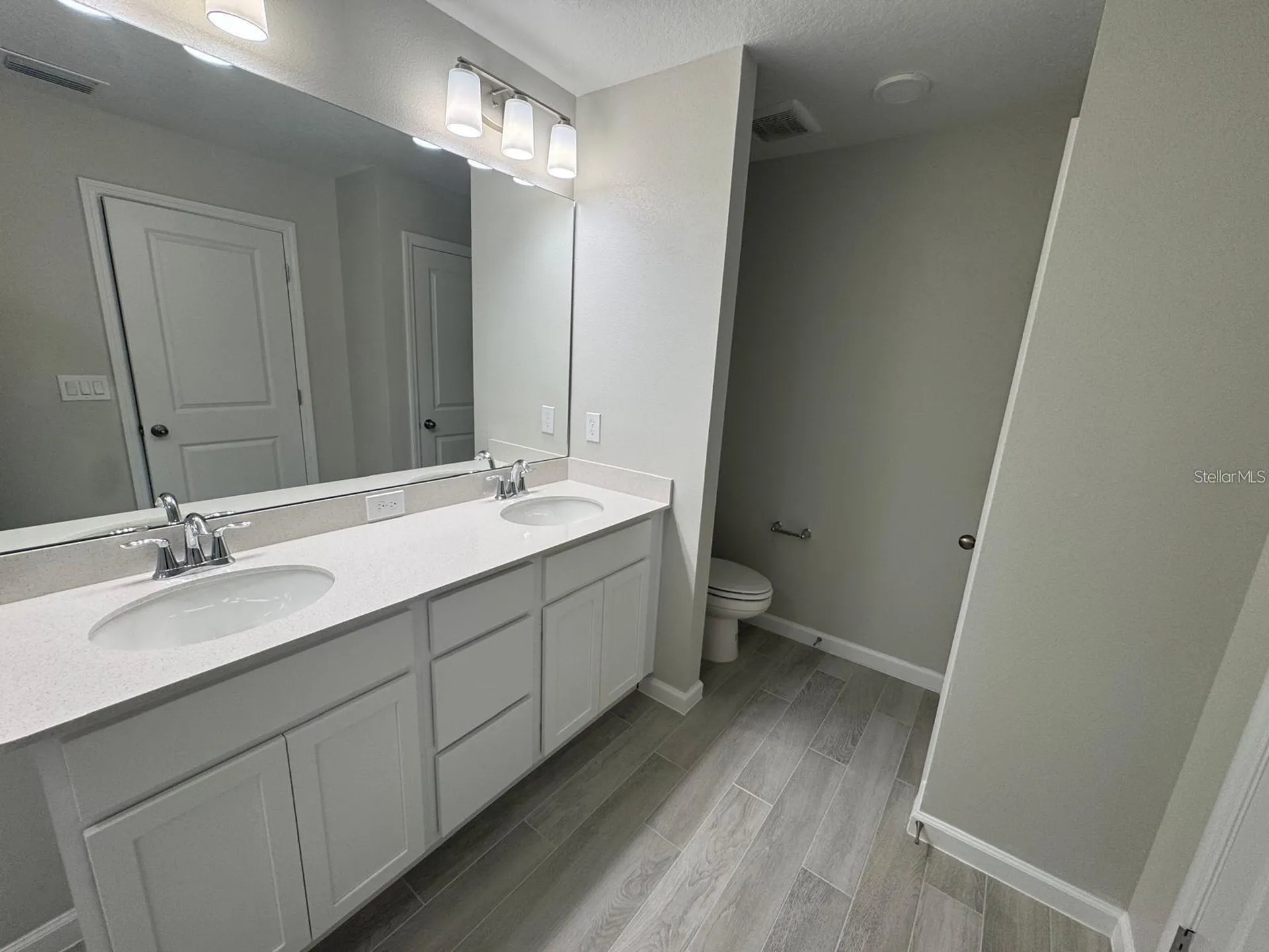 4710 Campsite Loop Orlando FL 32824