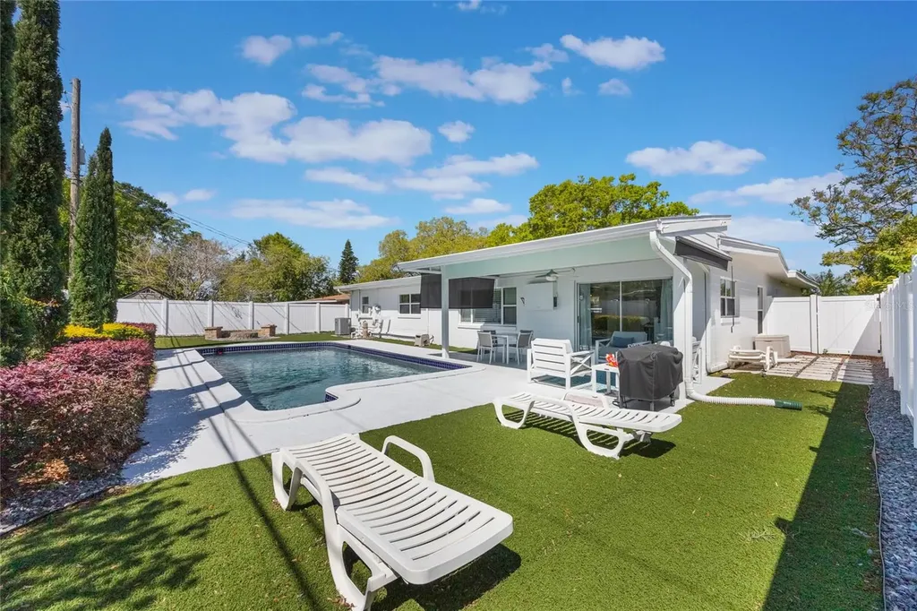 4610 Elaine Place Orlando FL 32812