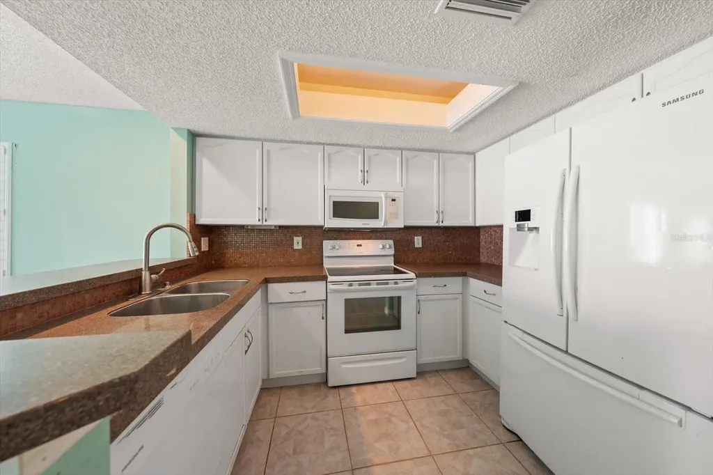 124 Marcdale Boulevard Indian Rocks Beach FL 33785