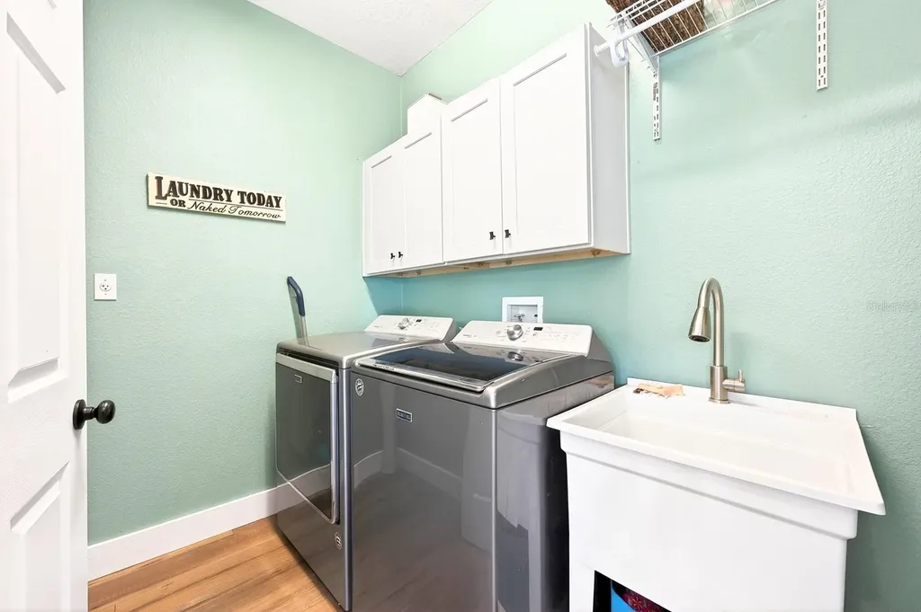 1047 Willa Lake Circle Oviedo FL 32765