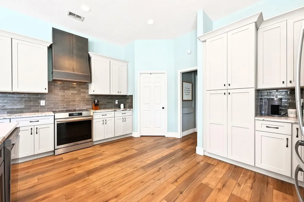 1047 Willa Lake Circle Oviedo FL 32765