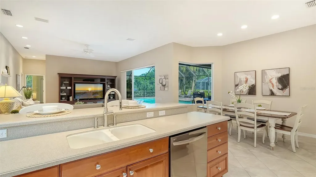 7312 Pine Valley Street Bradenton FL 34202