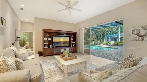 7312 Pine Valley Street Bradenton FL 34202